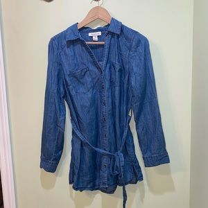 Motherhood Maternity Chambray Shirt Size Medium